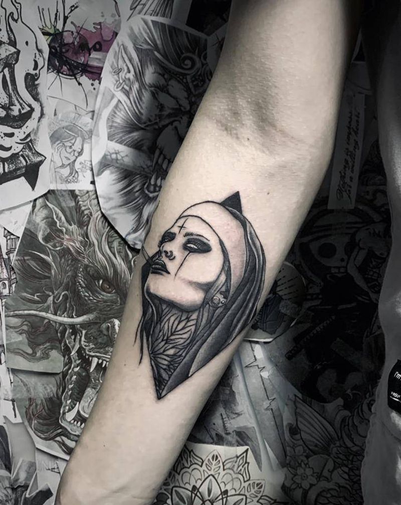 头像纹身图片_手臂欧美写实Old School纹身图案