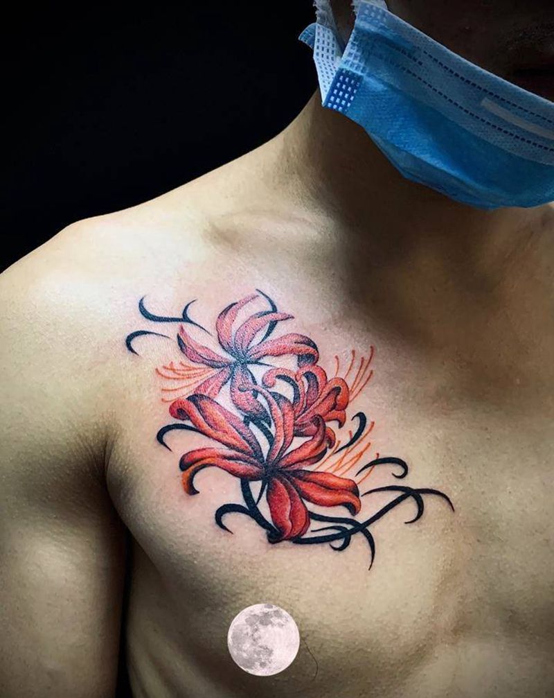 彼岸花纹身图片_胸部水彩水墨纹身图案