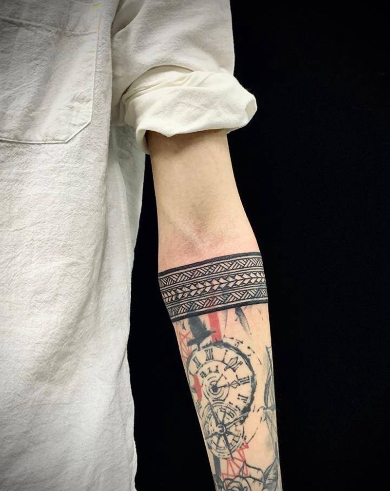图腾纹身图片_手臂图腾几何纹身图案