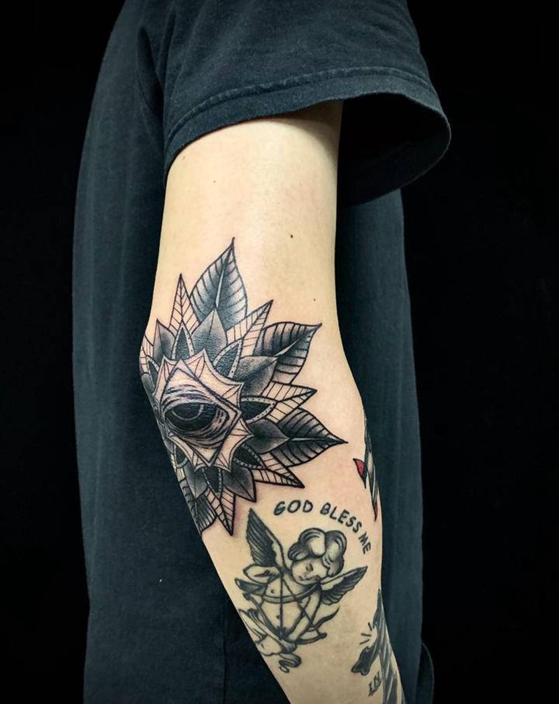 手肘位置纹身图片_手臂Old School几何纹身图案