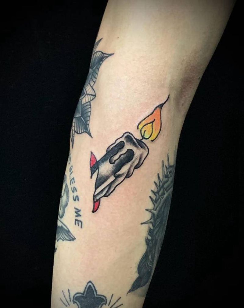 蜡烛纹身图片_手臂Old School纹身图案