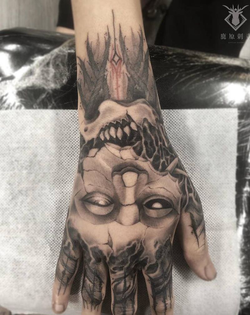 手背纹身图片_手部欧美写实暗黑纹身图案