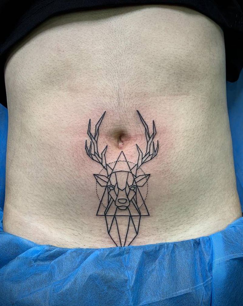 几何鹿头纹身图片_腹部点刺几何纹身图案
