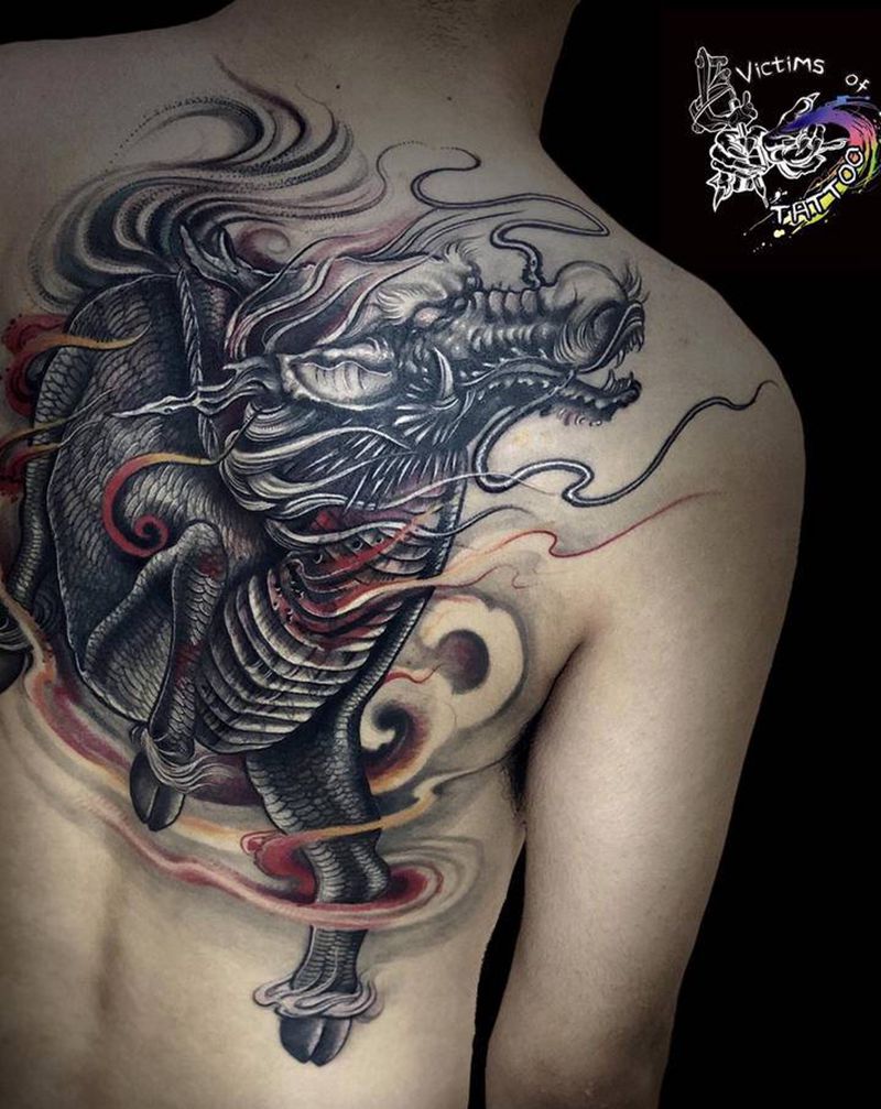 麒麟纹身图片_背部新传统纹身图案