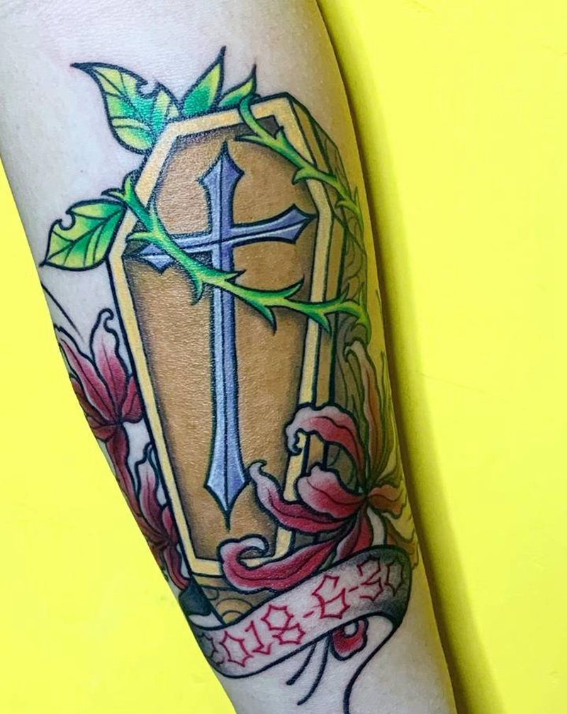 棺木纹身图片_手臂New School棺木纹身图案