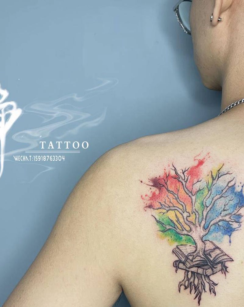 知识之树纹身图片_背部点刺几何树纹身图案