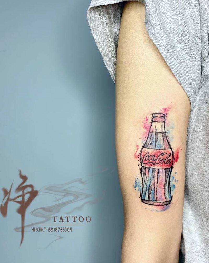 可乐纹身图片_手臂水彩水墨可乐瓶纹身图案