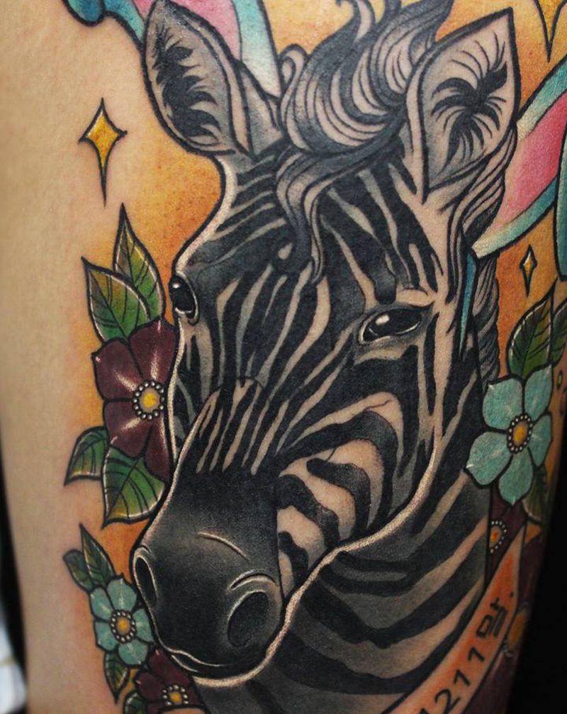 斑马纹身图片_腿部New School斑马纹身图案