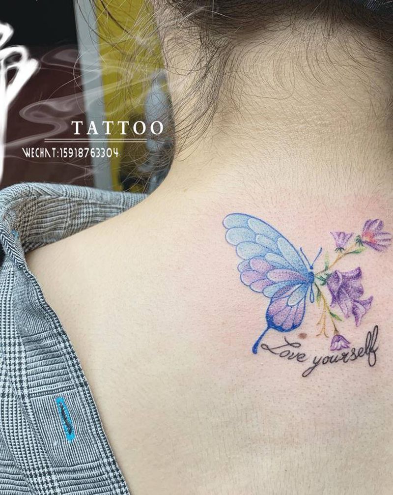 蝴蝶纹身图片_手部手臂水彩点刺蝴蝶纹身图案