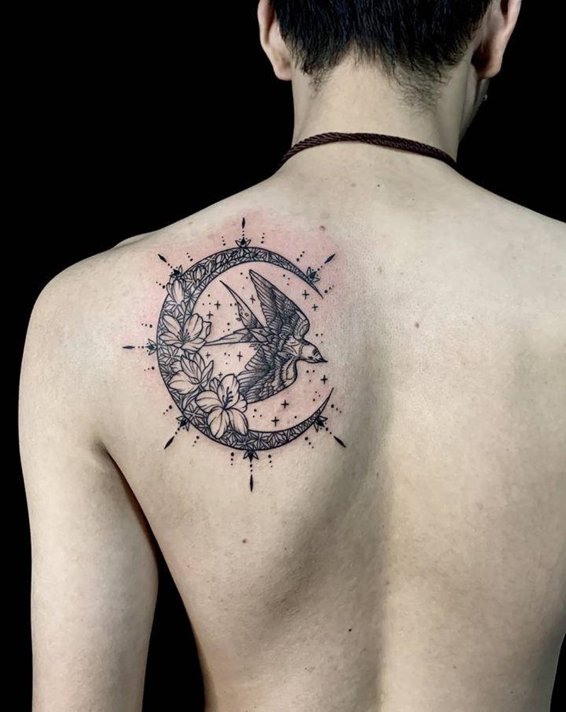 2小时纹身图片_背部几何点刺纹身图案