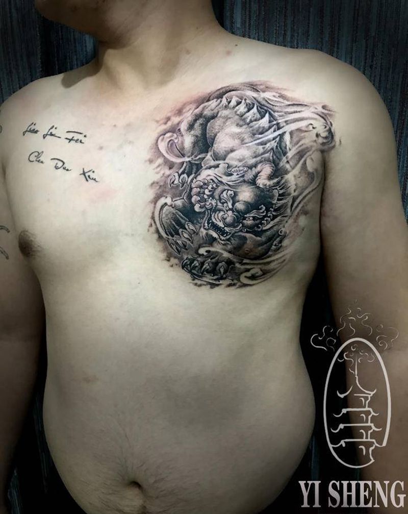 貔貅纹身图片_胸部纹身图案