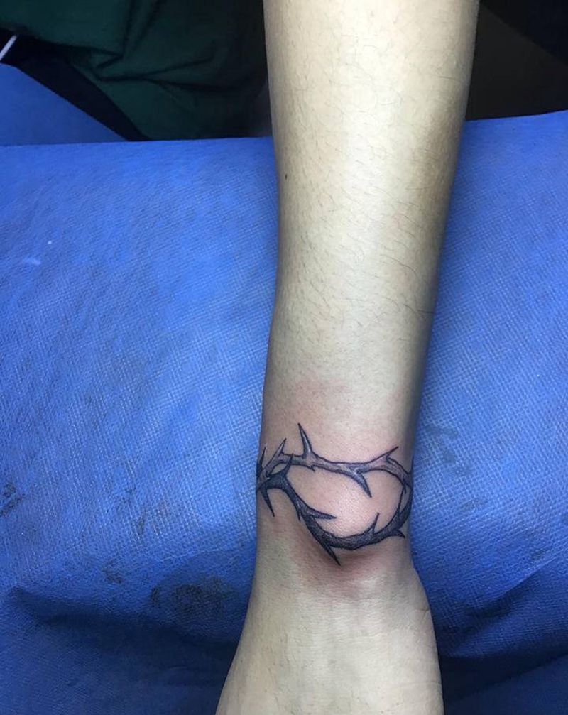 荆棘纹身图片_点刺纹身图案