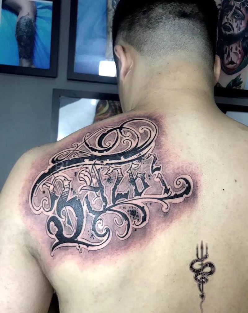 后背纹身图片_手部纹身图案