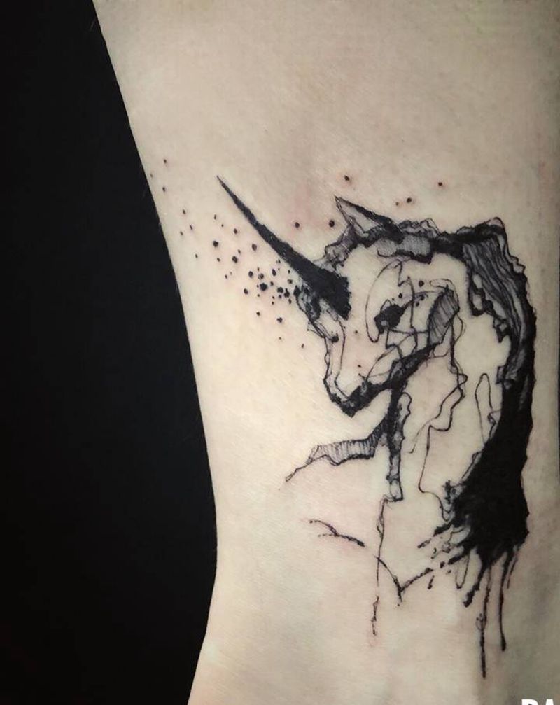 脚踝上的独角兽