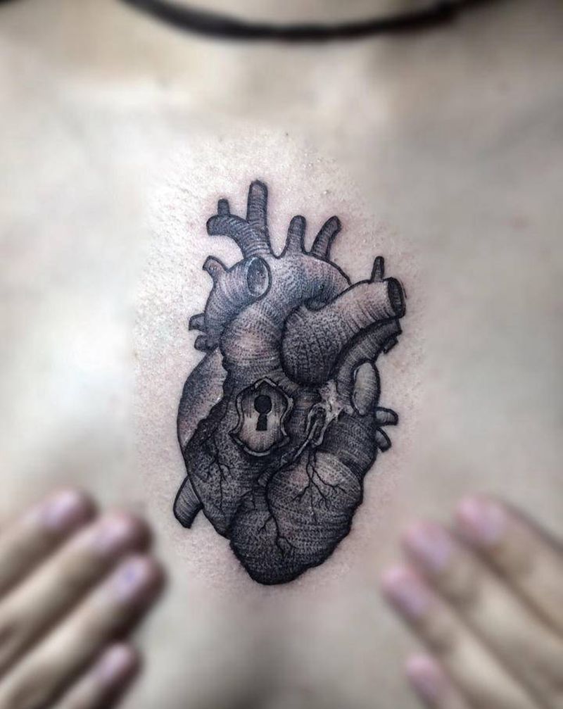 她的心已上锁，等待有钥匙的人哦纹身图片_点刺欧美写实纹身图案