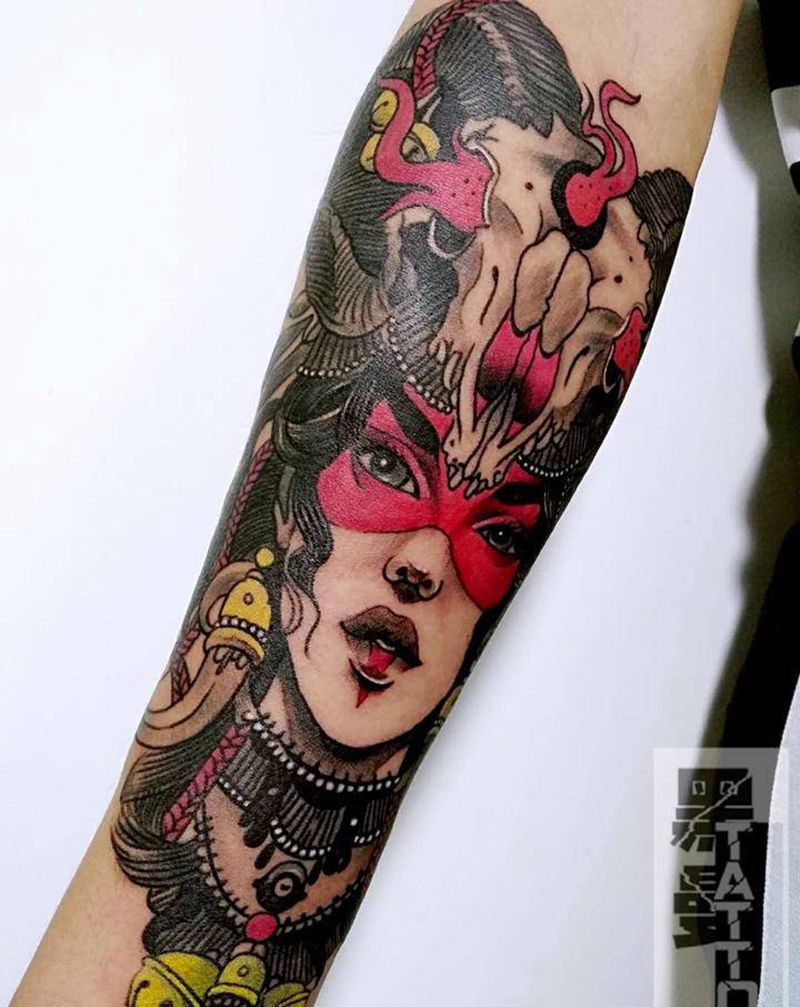 女郎纹身图片_手部纹身图案