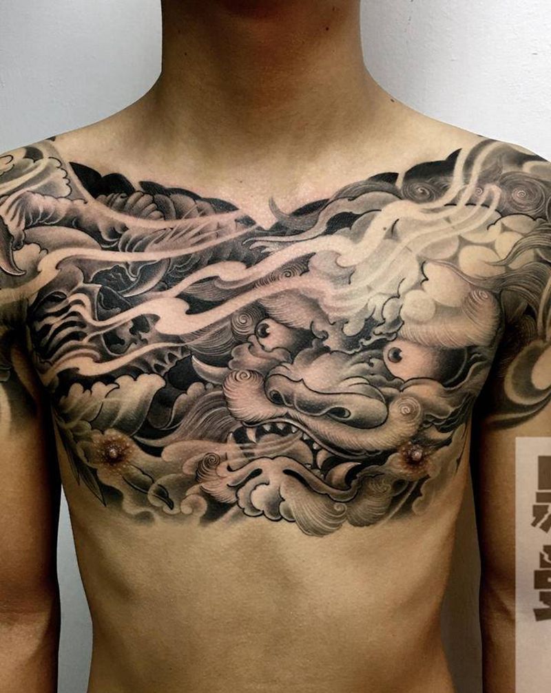 唐狮花胸纹身图片_胸部纹身图案