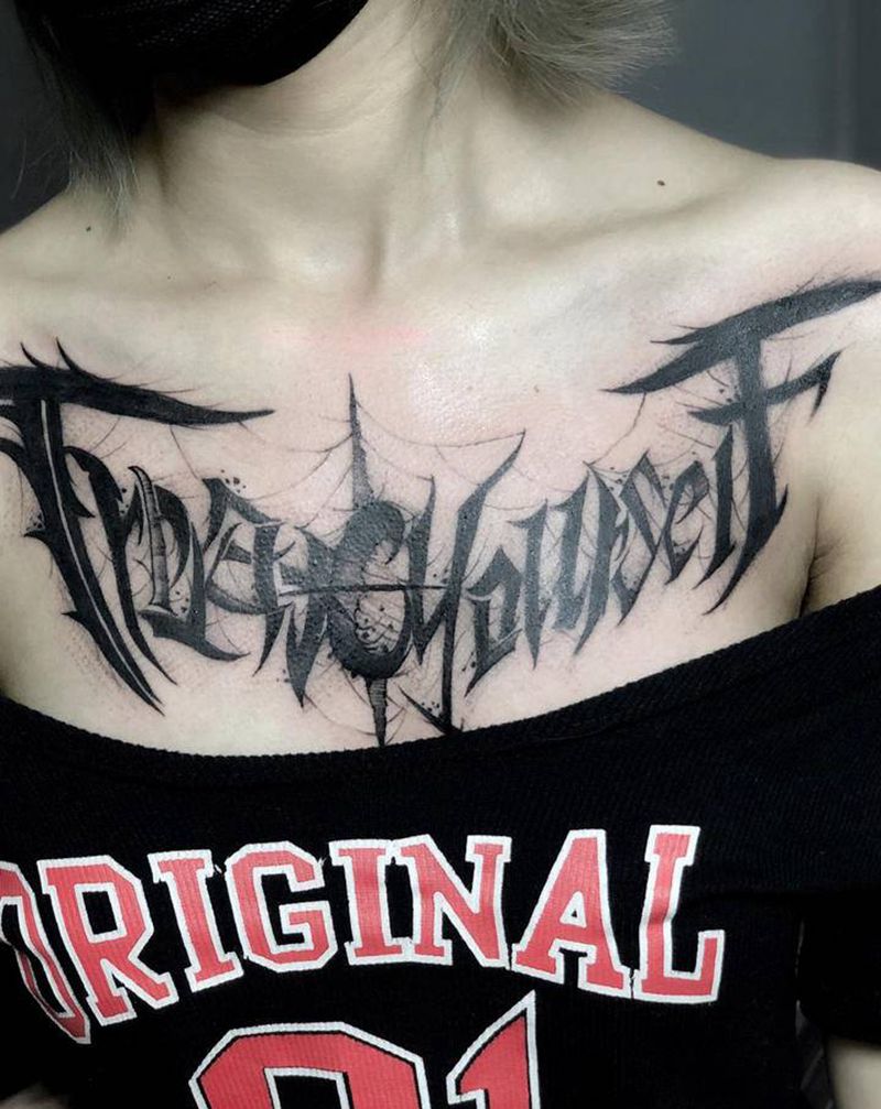 花胸纹身图片_胸部纹身图案