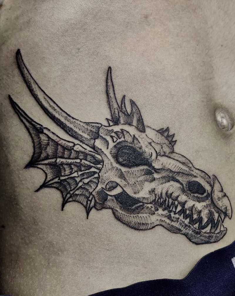 龙骨纹身图片_欧美写实点刺纹身图案