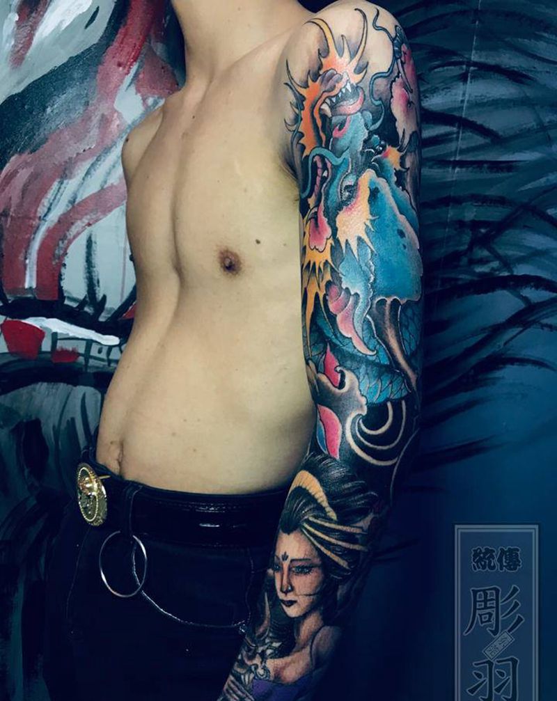 龙 花臂纹身图片_手臂手部新传统龙艺妓纹身图案