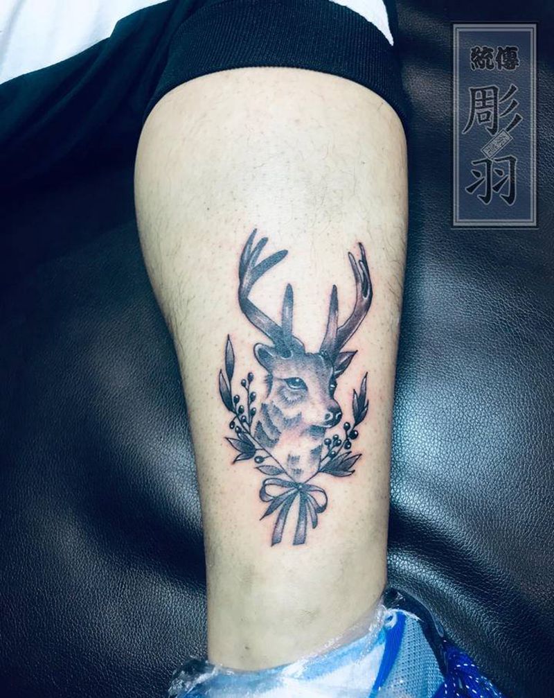 鹿纹身图片_腿部脚部纹身图案
