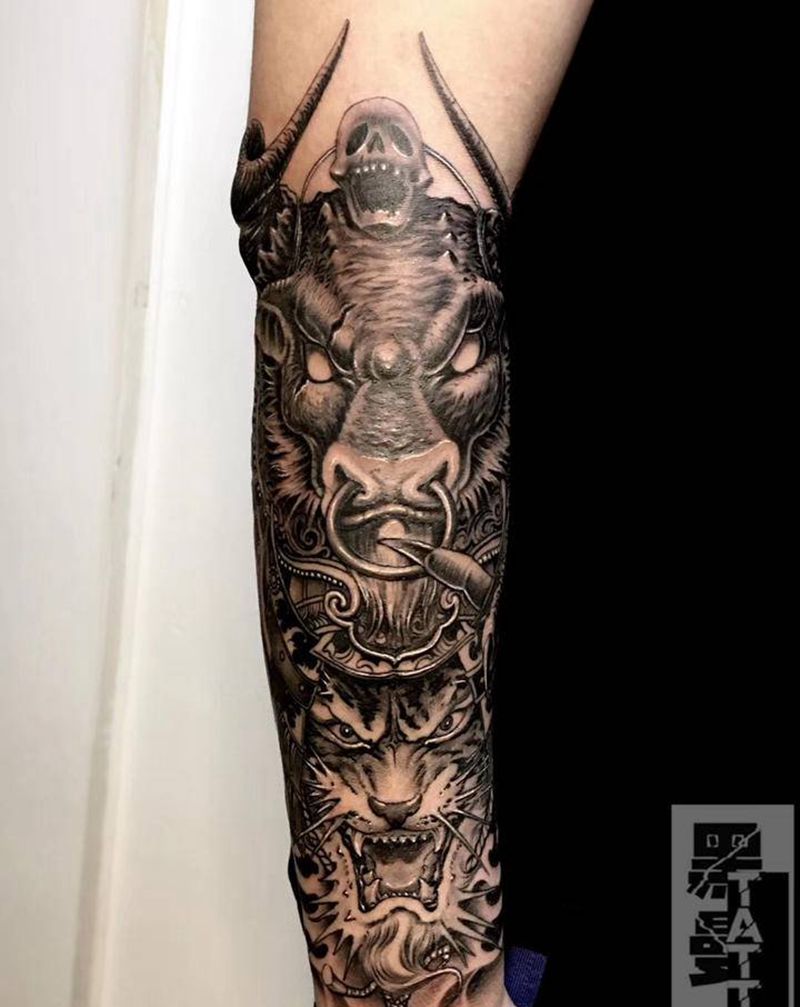 牛·虎纹身图片_手臂纹身图案