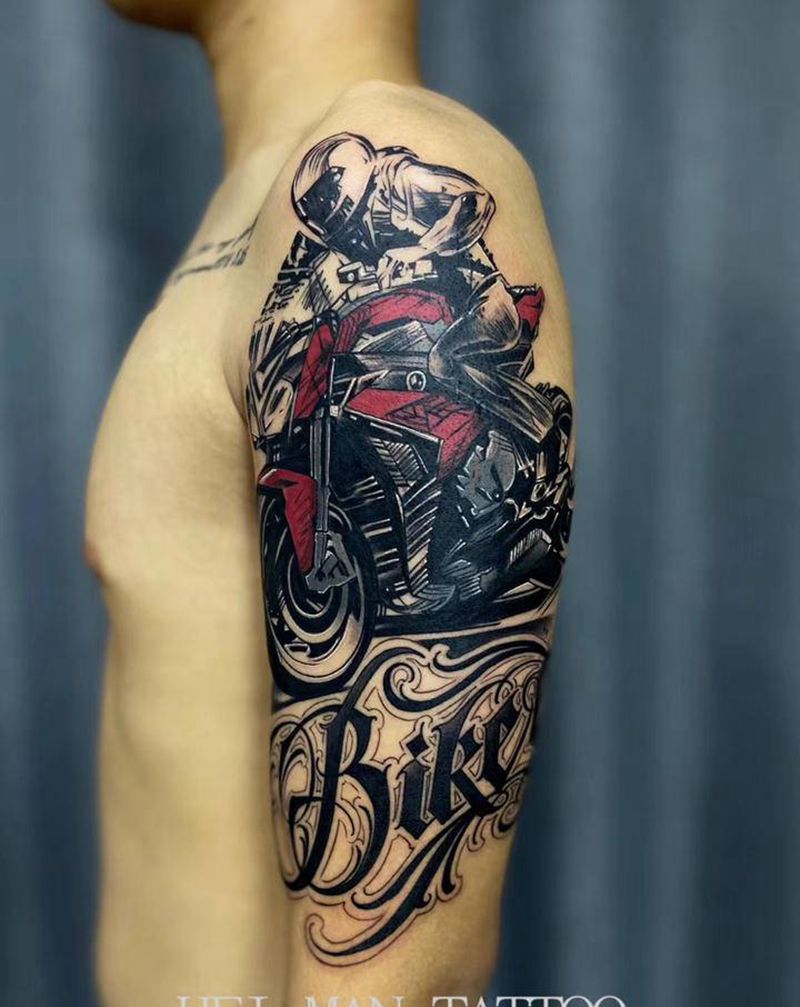 摩托遮盖纹身图片_手部纹身图案