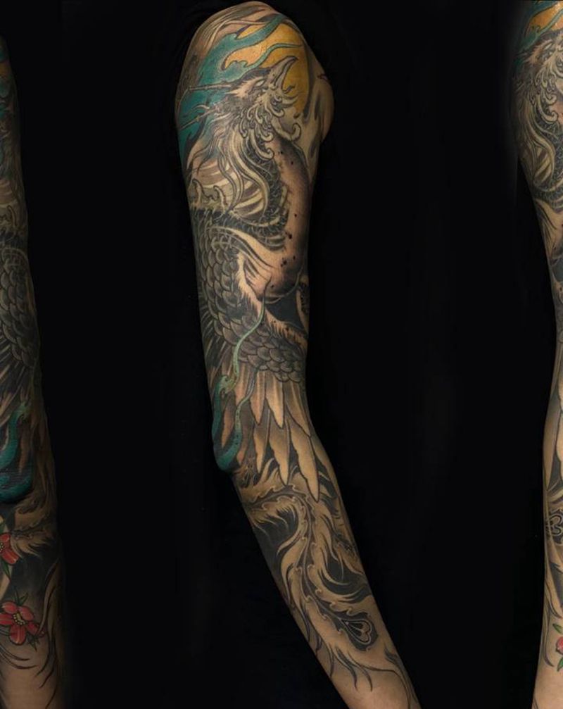 凤凰涅槃纹身图片_手臂纹身图案