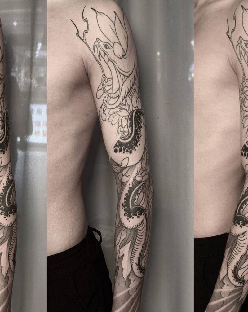 蛇与菊未完纹身图片_手臂老传统新传统花臂纹身图案