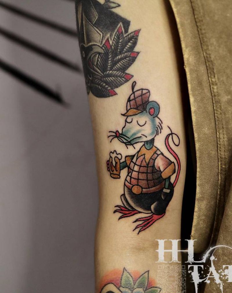 生肖鼠纹身图片_手臂手部Old School老鼠纹身图案