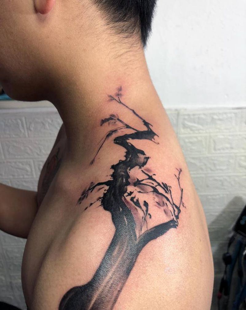 树纹身图片_肩部纹身图案