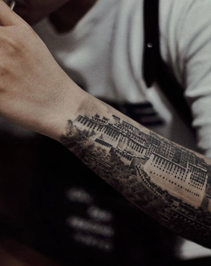 布达拉宫纹身图片_手臂纹身图案