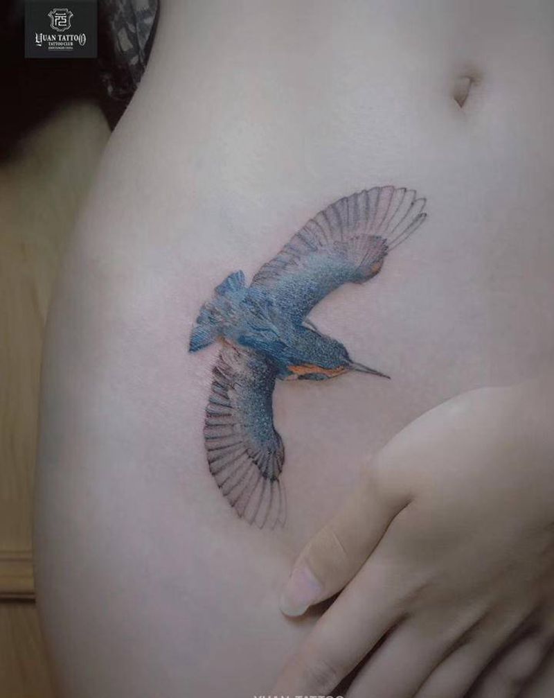 归巢纹身图片_腹部腰部水彩鸟纹身图案