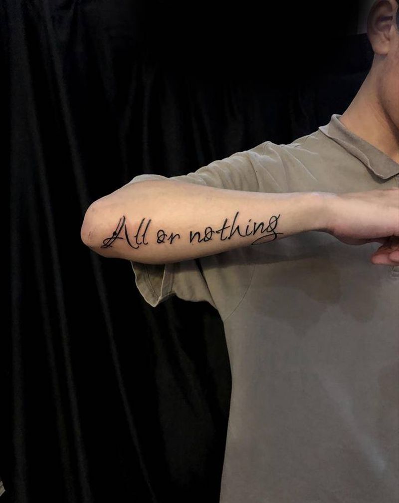 英文纹身图片_手臂花体字纹身图案