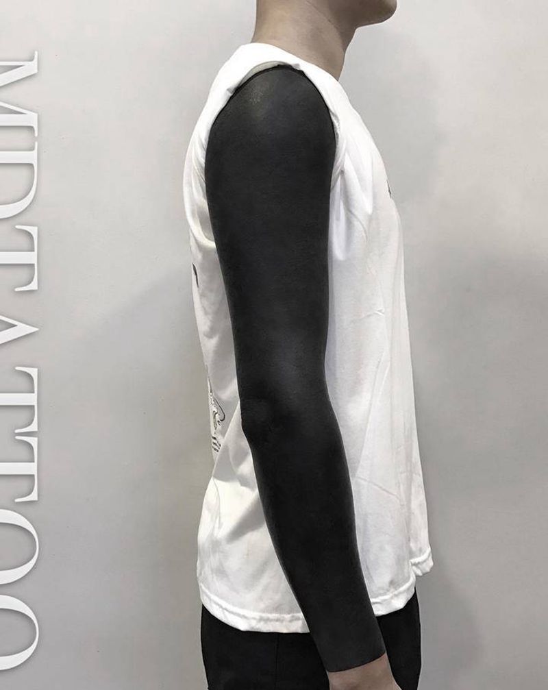 黑臂纹身图片_手部手臂图腾老传统黑臂纹身图案