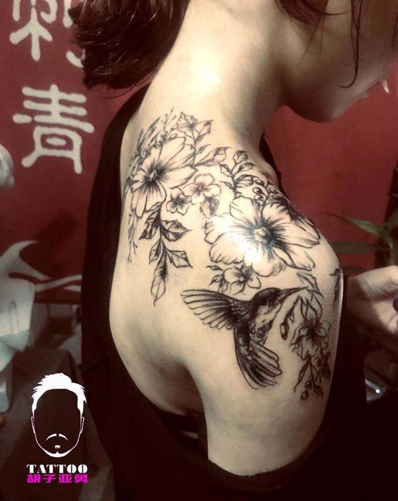 肩花纹身图片_肩部纹身图案