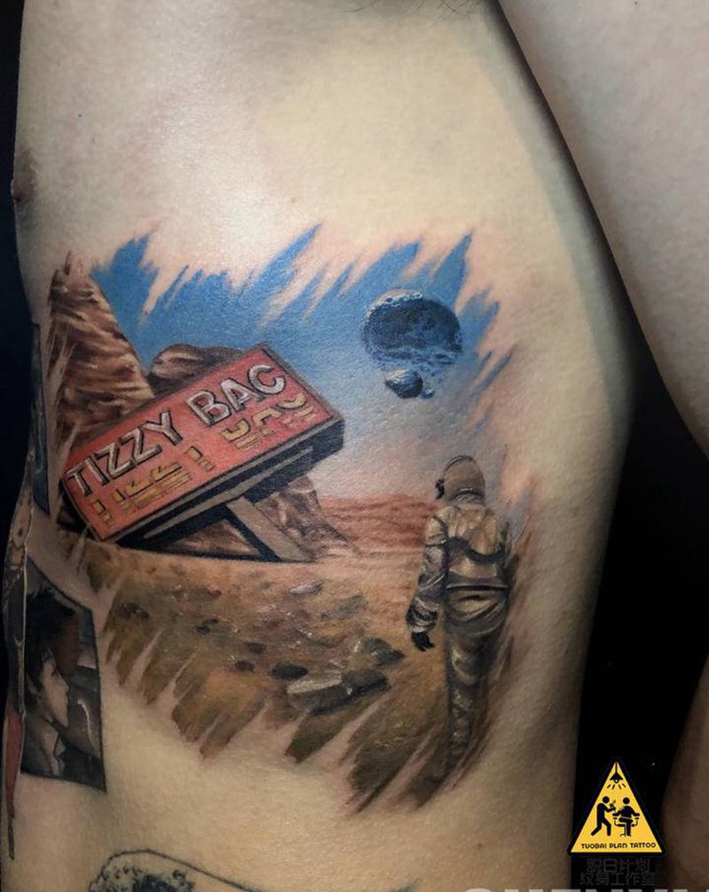 Scott Listfie纹身图片_腰部纹身图案