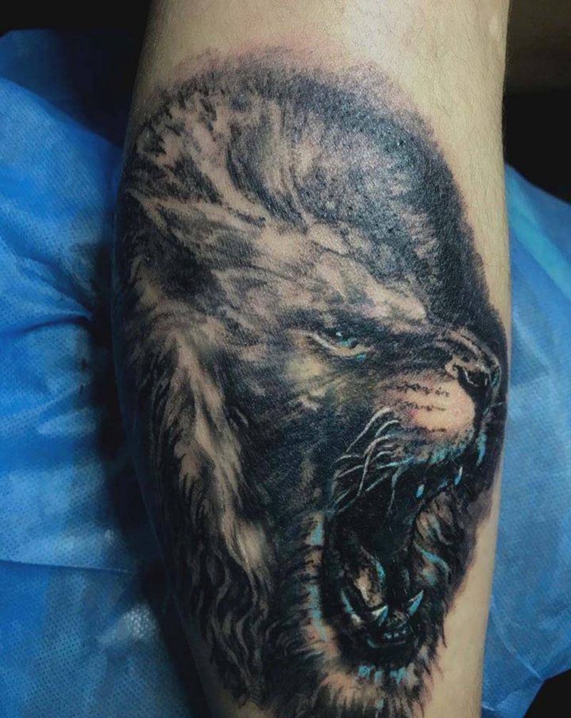 分手后阿忠变了狮子纹身图片_腿部脚部纹身图案