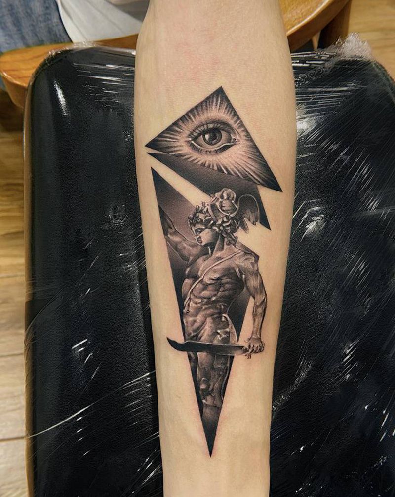 几何勇士雕塑纹身图片_手臂手部欧美写实几何雕塑勇士纹身图案