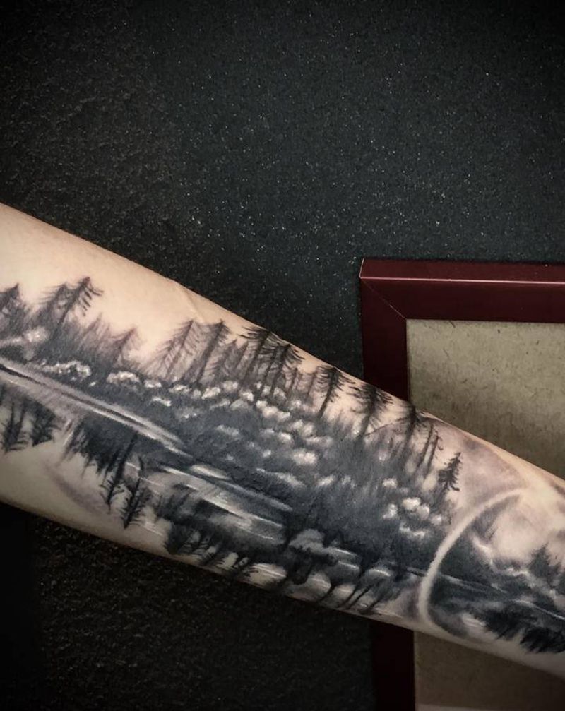 遮盖 山水纹身图片_手部欧美写实纹身图案