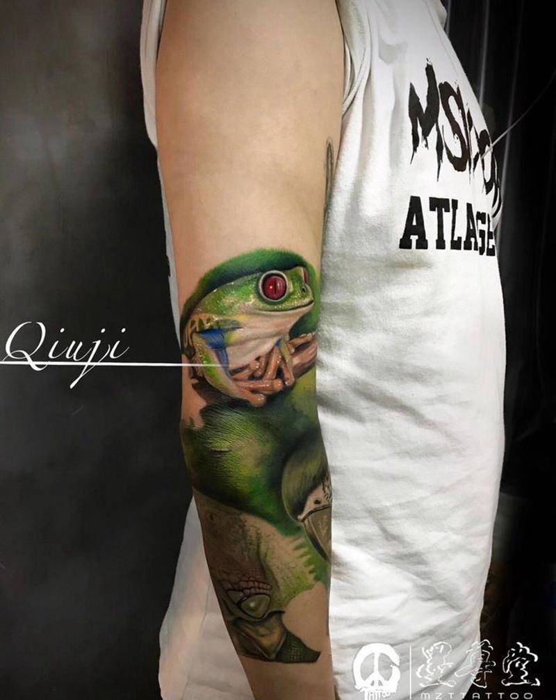 树蛙纹身图片_手臂欧美写实纹身图案