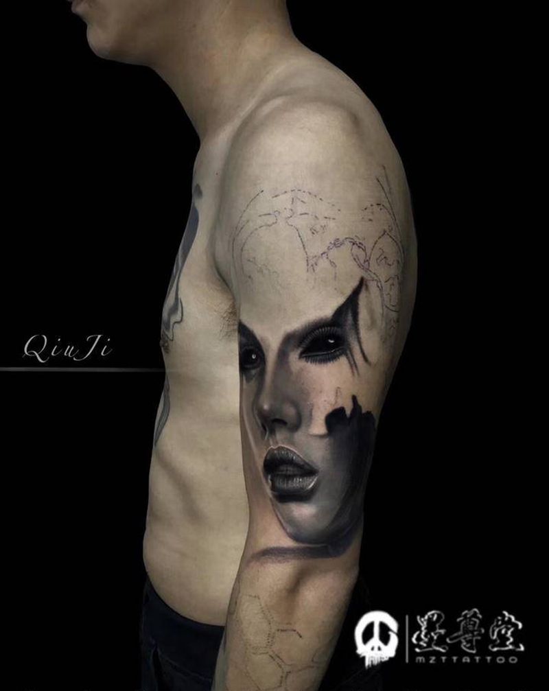 未完纹身图片_欧美写实纹身图案
