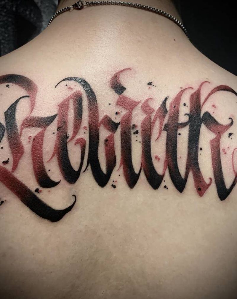 Calligraphy花体字纹身图片_背部花体字纹身图案