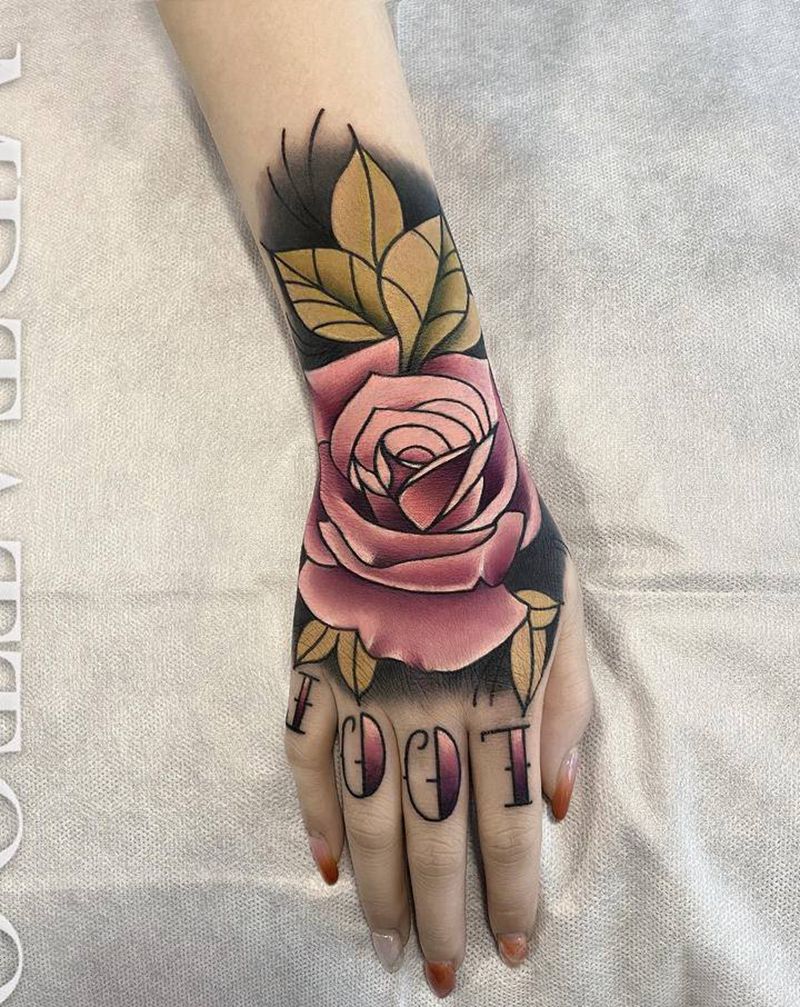 new schhool玫瑰纹身图片_手部手臂New School花体字手背玫瑰花手指纹身图案