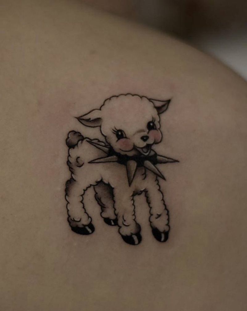 小羊胎记遮盖纹身图片_背部Old SchoolNew School纹身图案