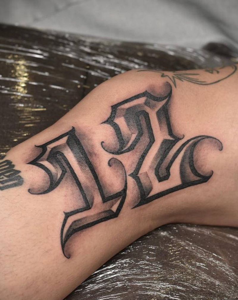 手绘划花体字12纹身图片_腿部脚部花体字纹身图案