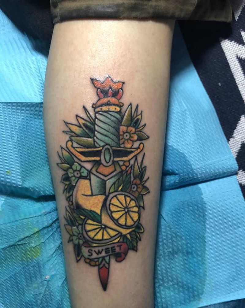 old school纹身图片_腿部纹身图案