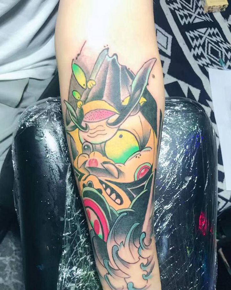 新传统达摩蛋纹身图片_手部纹身图案