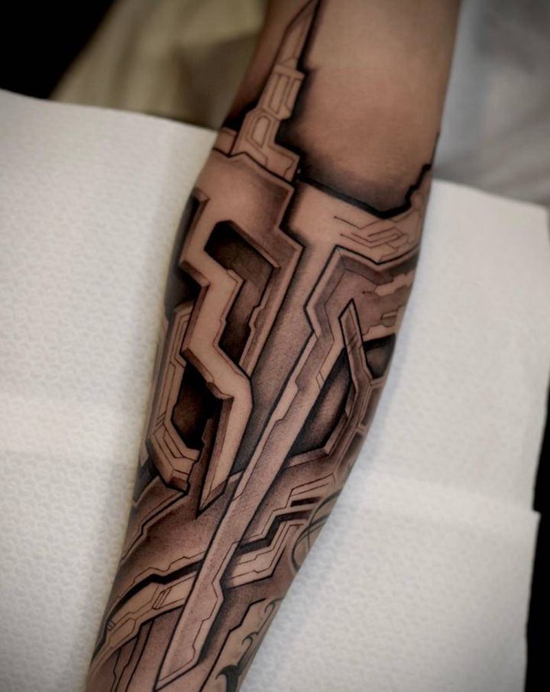 赛博朋克电路板未完成纹身图片_手臂手部欧美写实花体字纹身图案