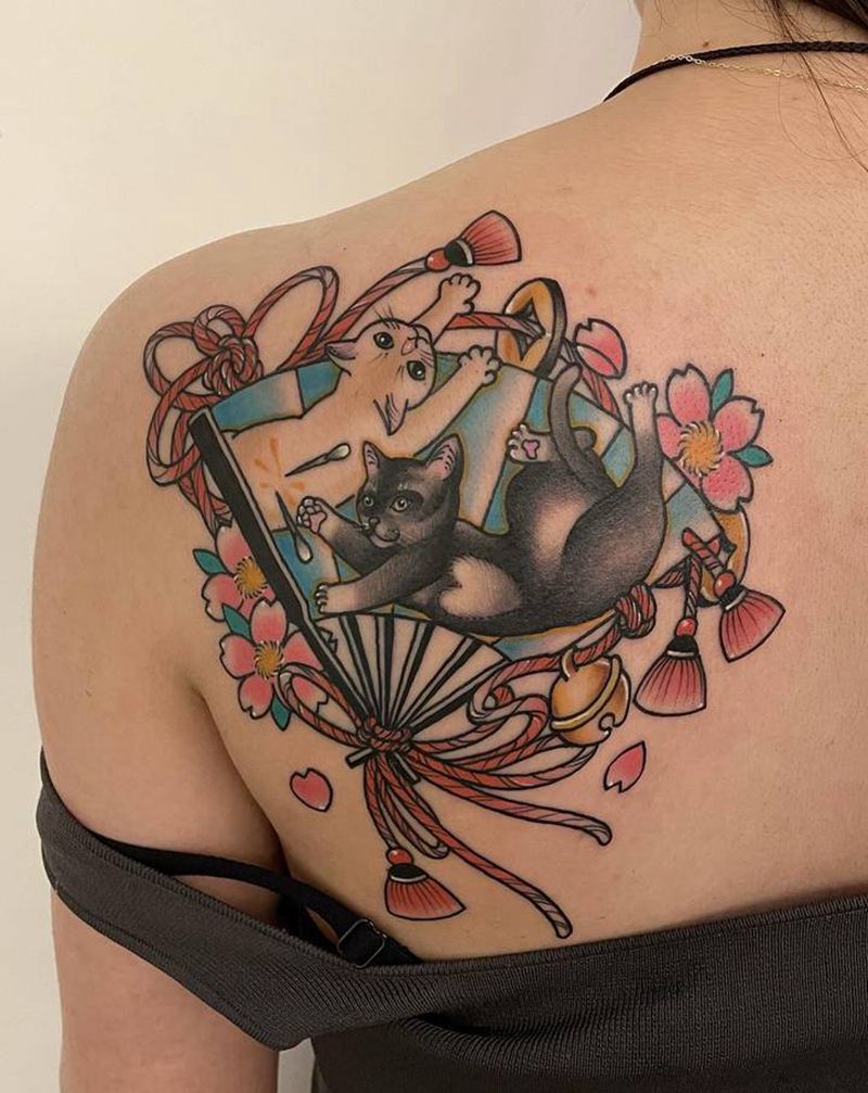 日式School猫纹身图片_肩部New School猫纹身图案